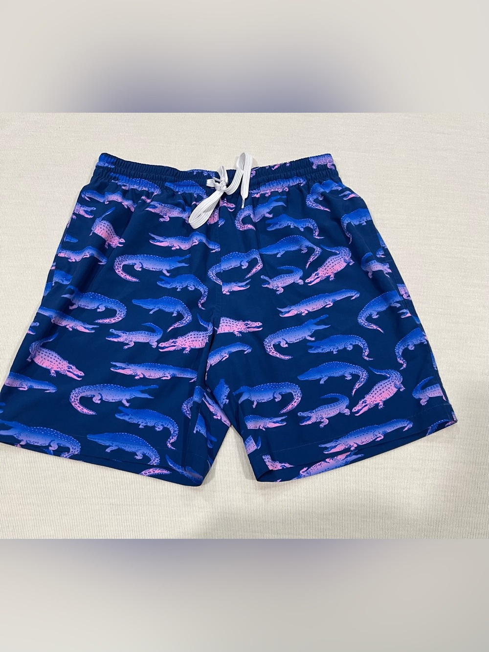 Chubbies "The Glades" 7” Lined Strecth Swim Trunks Men’s Size Large